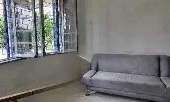 Imagem: Casa de 4 dormitórios, 2 banheiros para