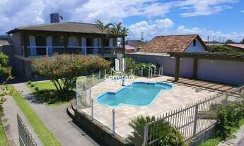 Imagem 2: Casa para Temporada em Imbé, Mariluz, 4 dormitórios, 1 suíte, 3 banheiros, 4 vagas