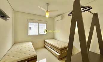 Imagem 4: Sacada de frente com vista para o mar!