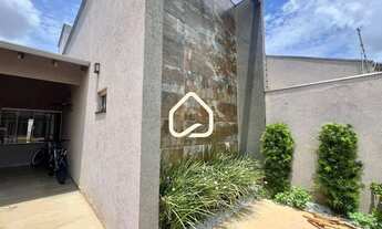 Imagem 2: Imóvel riquíssimo em planejados e com localização priviligiada