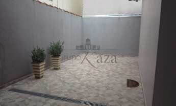 Imagem 4: Casa -Cidade Jardim - 4 Dormitórios - 1 suíte - 224m²