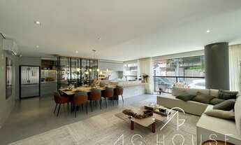 Imagem 2: Apartamento de 185 m² com 4 suítes ou 3 suítes ampliando a sala e 2 vagas determinadas em