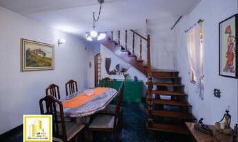 Imagem 7: Belíssima & Cobiçada Casa 4 AMPLOS dormitórios + 2 Suítes + Incrível Varanda + 2 Vagas