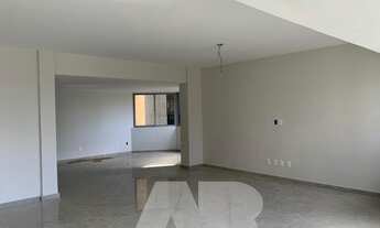 Imagem 2: Apartamento para venda com 232 metros quadrados com 4 quartos em Ponta Verde - Maceió - AL