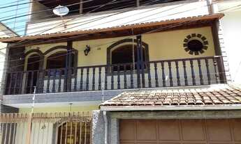 Imagem 1: Casa 4 quartos 1 suíte e 4 vagas de garagem - Democrata - Juiz de Fora