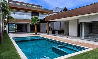 Imagem 4: Casa para venda possui 900 metros quadrados com 5 quartos em Barra da Tijuca - Rio de Jane