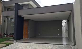 Imagem 3: Casa 3 Qts, lote 400m2 piscina e churrasqueira Rua 4B