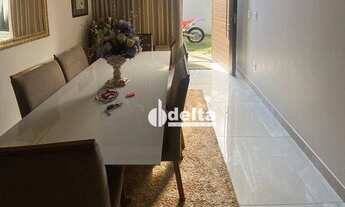 Imagem 4: Casa com 3 dormitórios à venda, 175 m² por R$ 850.000,00 - Vida Nova - Uberlândia/MG