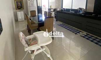 Imagem 5: Casa com 3 dormitórios à venda, 175 m² por R$ 850.000,00 - Vida Nova - Uberlândia/MG