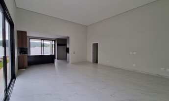 Imagem 2: Casa para venda possui 278 metros quadrados com 4 quartos