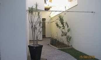 Imagem 6: Sobrado para venda tem 240 metros quadrados com 3 quartos em Jardim Karaíba - Uberlândia