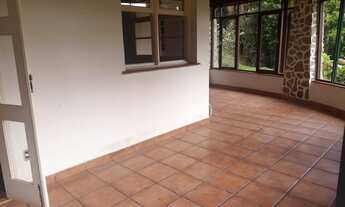 Imagem 5: Oportunidade em Itaipava - Excelente Casa de 3 quartos com vaga