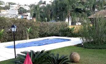 Imagem 2: Casa térrea espetacular abraçada pela Natureza!