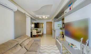 Imagem 7: Apartamento para venda possui 83 metros quadrados com 2 quartos em Abraão - Florianópolis