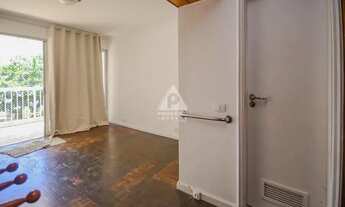 Imagem 16: Excelente salão 2 ambientes, 4 quartos sendo 1 suíte, 2 vagas na escritura