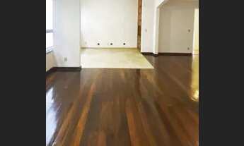 Imagem 4: Apartamento possui 147m² com 4 quartos, 2 vagas de garagem, no Alto Leblon - Rio de Janeir