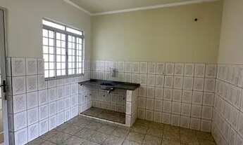 Imagem 2: Kitnet/conjugado para aluguel possui 40 metros quadrados com 1 quarto em Centro - Pouso Al