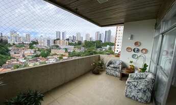 Imagem 5: Apartamento amplo com varanda , 200m, 4 quartos, sendo 2 suítes , 02 vagas de garagem