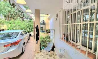 Imagem 6: EXCELENTE CASA,REGIÃO NOBRE, ARBORIZADA, RUA TRANQUILA, CLIMA DE INTERIOR