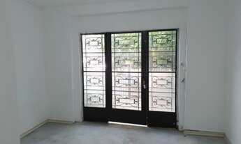 Imagem 4: IMOBILIÁRIA SCHOTKIS ALUGA LOJA COM APROXIMADAMENTE 60M², COM OPÇÃO DE SER RESIDENCIAL TAM