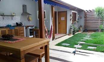 Imagem 6: Casa para aluguel possui 300 metros quadrados com 3 quartos