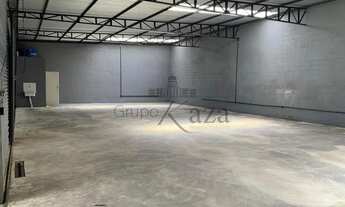 Imagem 2: Galpão/Depósito/Armazém para aluguel com 548 metros quadrados