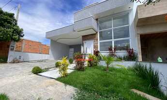 Imagem: Casa à venda no bairro Parque Olívio Franceschini