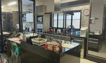 Imagem 3: Casa Sobrado em Condomínio em Jundiaí