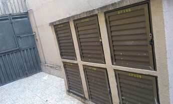 Imagem 2: Kitnet/conjugado para aluguel possui 25 metros quadrados com 1 quarto