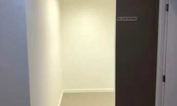 Imagem 2: Excelente sala com 70m2, nascente, 02 garagens, ar condicionado, piso porcelanato na Paral