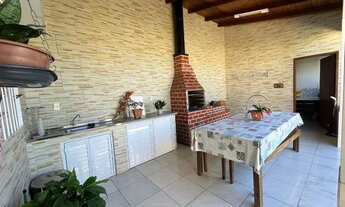 Imagem 3: Casa para venda possui 126 metros quadrados com 3 quartos em Bela Vista - São José - SC