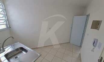 Imagem 2: Casa em condomínio com 1 quarto, cozinha e banheiro