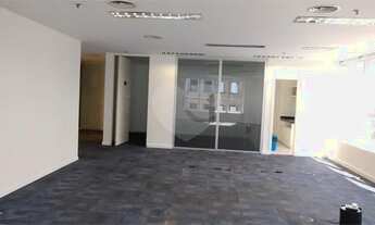 Imagem 4: SALA COMERCIAL PARA VENDA/LOCAÇÃO COM 110M², SALA DE REUNIÃO, AUDITÓRIO E 3 VAGAS