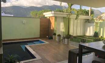 Imagem 2: Casa para Venda em Rio de Janeiro, Vargem Pequena, 3 dormitórios, 3 suítes, 6 banheiros, 1