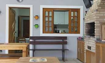 Imagem 4: Casa para aluguel possui 300 metros quadrados com 3 quartos