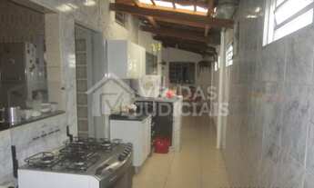 Imagem 3: ** VENDA JUDICIAL *** Casa com 96m²,3 quartos + Edícula em Vila Nicácio - Franca - SP