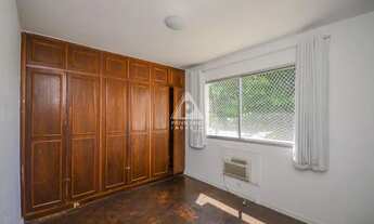 Imagem 13: Excelente salão 2 ambientes, 4 quartos sendo 1 suíte, 2 vagas na escritura