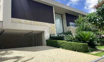 Imagem: Casa com 4 dormitórios para alugar, 684