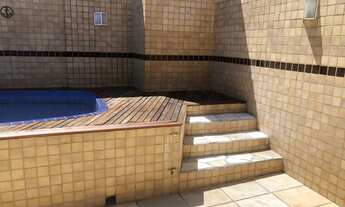 Imagem 2: Alugo apt em Caiobá c piscina privativa