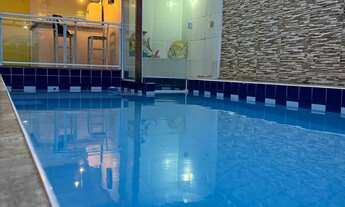 Imagem: PISCINA e CHURRASQUEIRA