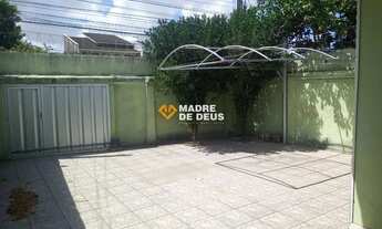 Imagem 6: RESIDÊNCIA COMPLETA E BEM LOCALIZADA - CONFORTO, FUNCIONALIDADE E EXCELENTE POTENCIAL!