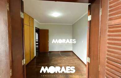 Imagem 9: Casa com 3 quartos, 1 suíte, 484 m² - venda por R$ 980.000 ou aluguel por R$ 4.900/mês - P