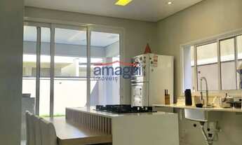 Imagem: Sobrado em condomínio de 4 quartos para