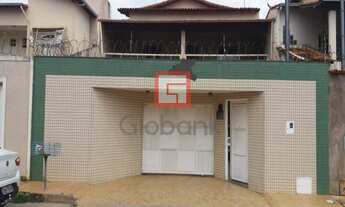 Imagem: Casa em Montes Claros, no bairro Monte Carmelo