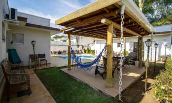 Imagem 5: Condomínio Shambala II | 4 Suítes | Piscina e Bangalo | Área Gourmet integrada Quintal