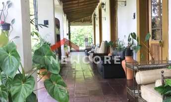 Imagem: Casa de condomínio em Rua da Invernada