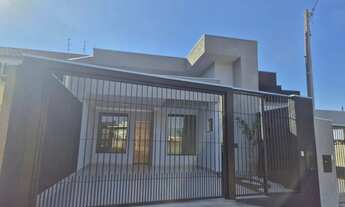 Imagem 1: Casa à Venda em Maringá - 3 Quartos, Suíte e Área Gourmet - Moradia Atenas