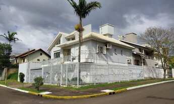 Imagem 2: Sobrado possui 02 dormitórios - Moinhos de Vento / Canoas