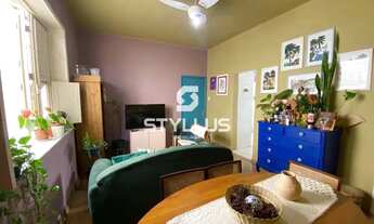 Imagem 2: Aconchegante Apartamento em Localização Privilegiada com Comércio e Condução! M33W