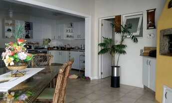 Imagem 4: Casa ampla com quintal e 3 dormitórios para alugar no bairro Chácara das Pedras